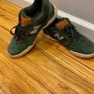 Seldom worn 9.5 greet condition